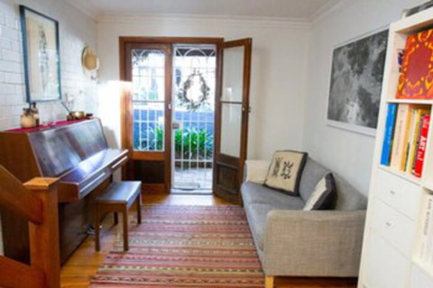 Charming Cottage With Leafy Courtyard - Accommodation Fremantle 0