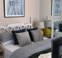 Sun-drenched 1 Bed Studio Apartment In Newtown - Accommodation Fremantle