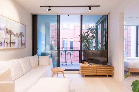 Trendy 1 Bedroom Apartment In The Heart Of Collingwood - Accommodation Fremantle 2