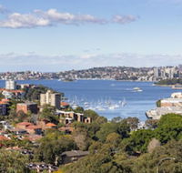2 Bdrm North Sydney with harbour views - Accommodation Fremantle