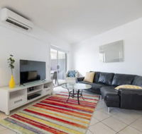 Peaceful 1 Bedroom Apartment With Parking - Accommodation Fremantle