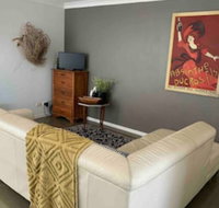 Cosy 1 Bedroom Unit With Views of The City - Accommodation Fremantle