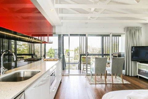 Architecturally Designed Studio 10 Minutes To CBD - Accommodation Fremantle 2