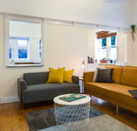 2 Bedroom Gorgeous Art Deco Classic Near CBD - Accommodation Fremantle