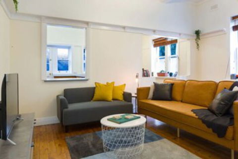 2 Bedroom Gorgeous Art Deco Classic Near CBD - Accommodation Fremantle 0