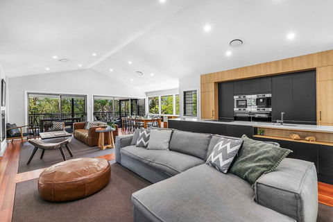 Hunter Treehouse - Accommodation Fremantle 6