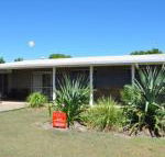 12 Zircon Street Renovated beach shack with the perfect blend of comfort  coastal cool - Accommodation Fremantle