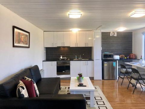 Velikaâ€™ - Accommodation Fremantle 1
