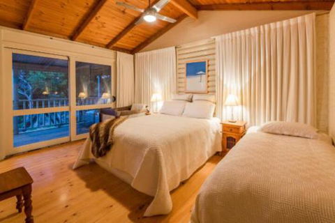 Yallingups Best Located Beach House - Accommodation Fremantle 3