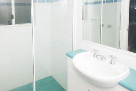 Aquarius Apartment 3 - Accommodation Fremantle 2