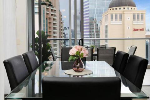 Amazing River View 3 Bedroom Apartment Brisbane CBD Netflix Fast Wifi Carpark - Accommodation Fremantle 5