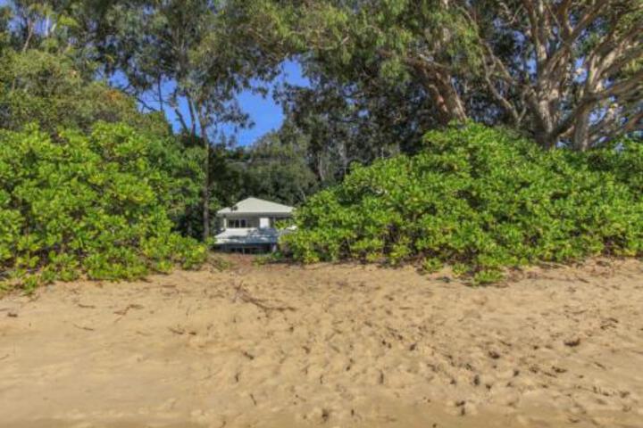 Cairns Northern Beaches QLD Accommodation Fremantle