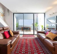 Lovely 1 Bedroom Apartment Close To CBD - Accommodation Fremantle