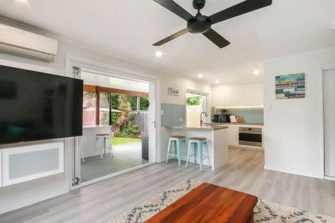 ? Hidden Backyard Oasis Close To Miami Beach - Accommodation Fremantle 4