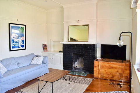 Art Deco Apt In Sunny Elwood Minutes To St. Kilda - Accommodation Fremantle 2