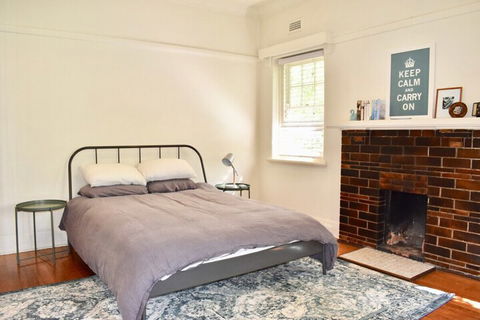 Art Deco Apt In Sunny Elwood Minutes To St. Kilda - Accommodation Fremantle 1