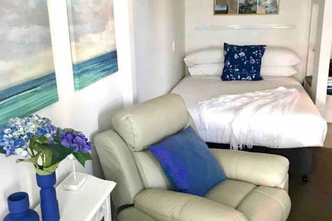 Beautiful Studio In Great Leafy Location - Accommodation Fremantle 3