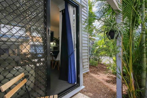 Beautiful Studio In Great Leafy Location - Accommodation Fremantle 7