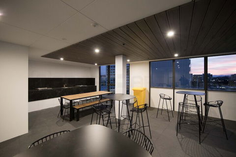 City Walk - Accommodation Fremantle 7