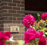 Rose Cottage Charming Double Brick Near Cook Park  CBD - Accommodation Fremantle