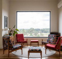 Five Bed Five Bath Five Star View 2 Mins to CBD Wentworth Estate - Accommodation Fremantle