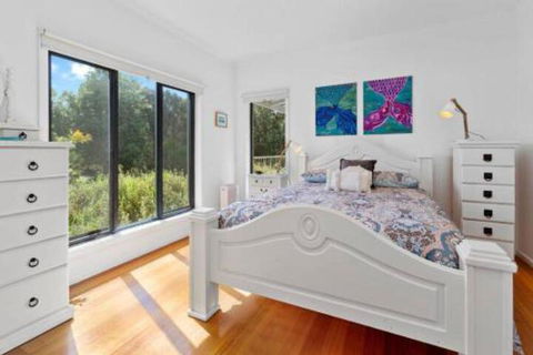 MERMAIDS On MARENGO Large Home With Wifi - Accommodation Fremantle 1