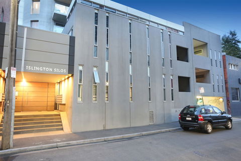 StayCentral Collingwood Silo - Accommodation Fremantle 2