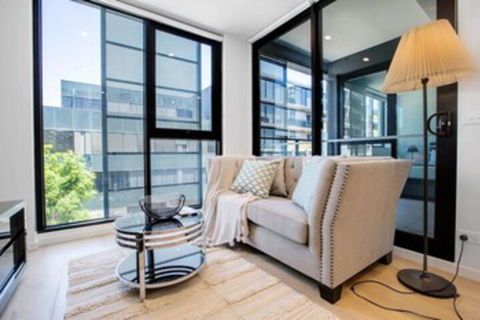 Stunning Bright Apartment At Hawthron/Glenferrie Station - Accommodation Fremantle 0