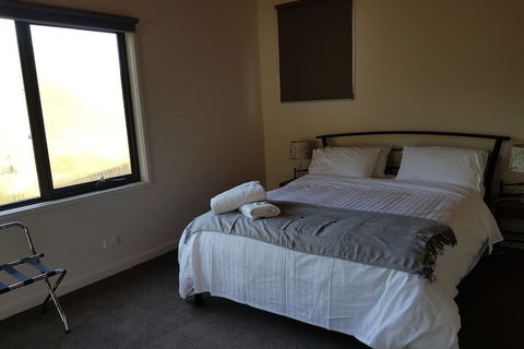 Moondance Lodge - Accommodation Fremantle 5