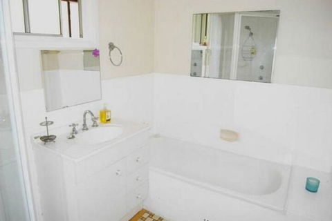 Explorers Holiday House - Accommodation Fremantle 5