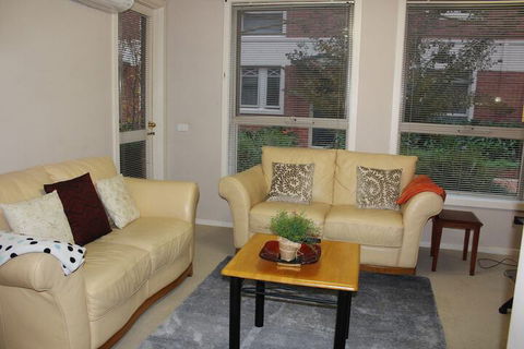 Australian Home Away At Box Hill 2 Bedroom - Accommodation Fremantle 5