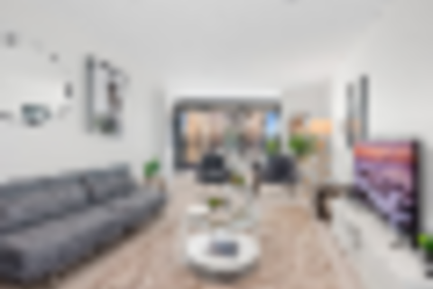 Luxurious CBD 6 Ppl Wifi Netflix Balcony Pool - Accommodation Fremantle 5