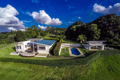 A PERFECT STAY - Byron's Brae - Accommodation Fremantle 3