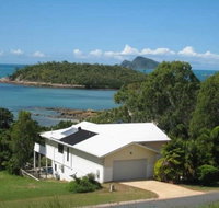 Hideaway Retreat Beach House with Pool - Accommodation Fremantle
