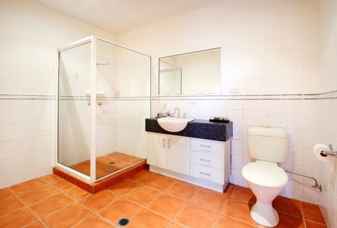 Hideaway Retreat Beach House With Pool - Accommodation Fremantle 2