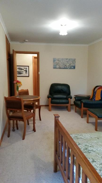 Beezneez B & B - Accommodation Fremantle 3