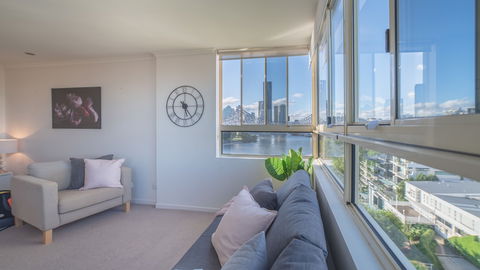 Riverfront In New Farm & Brisbane - Accommodation Fremantle 3