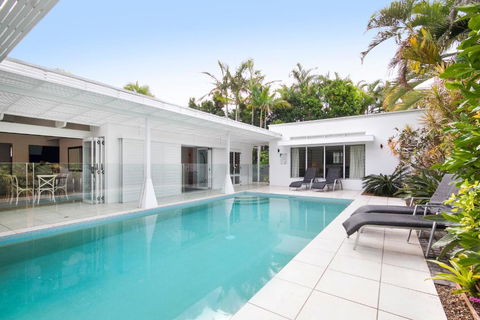 9 Cooran Court - Accommodation Fremantle 2
