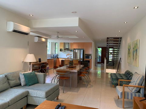 Beach House Apartment 1 - Accommodation Fremantle 3