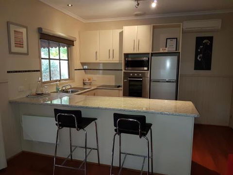 About Time Retreats Studio Three - Accommodation Fremantle 2