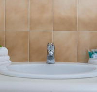 Budget Apartment Trinity Beach - Accommodation Fremantle