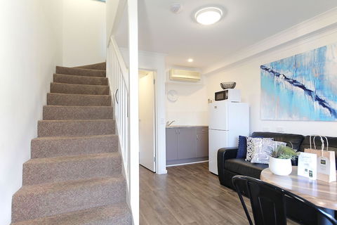 Apartments 521 - Accommodation Fremantle 5