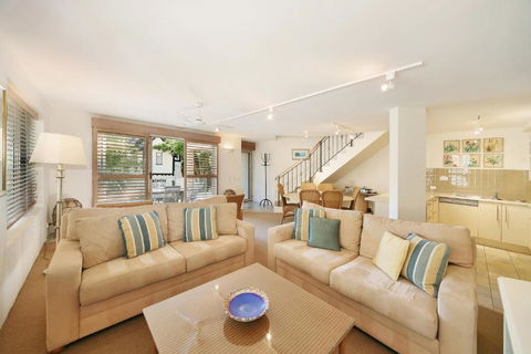 10 Alderly - Accommodation Fremantle 1