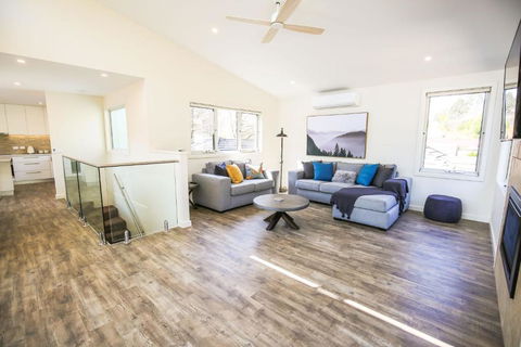 A Pear Tree Loft - Accommodation Fremantle 3