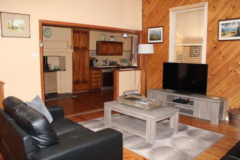 Riverleigh - Accommodation Fremantle 5