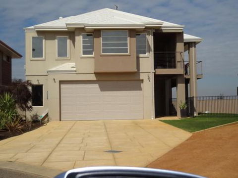 Acaciabnb - Accommodation Fremantle 0