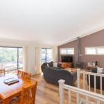 Acacia 5 / 2 Kirwan Close - Accommodation Fremantle 0