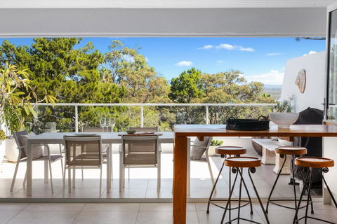 4 / 33 Noosa Drive - Accommodation Fremantle 2