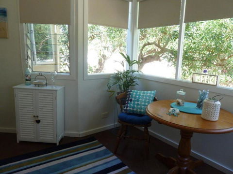 Lilys By The Lake Raymond Island Accommodation - Accommodation Fremantle 2
