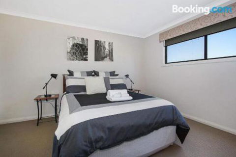 Cypress Townhouse 23 Suite - Accommodation Fremantle 4